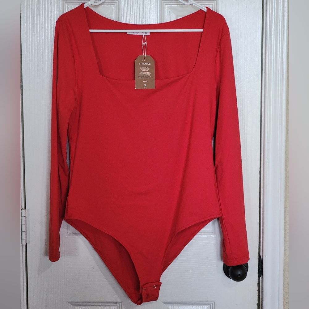 Women's ReoRia long sleeve seamless square neck bodysuit, XL, red